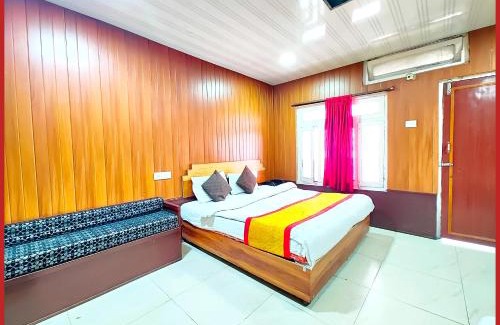 Nainital Hotel | Hotel Neelam ! Raz Nainital - Near Naini Lake And Mall Road - Budget Friendly Hotel with Wifi - Room Service and Excellent Customer Service Awarded - Book Now