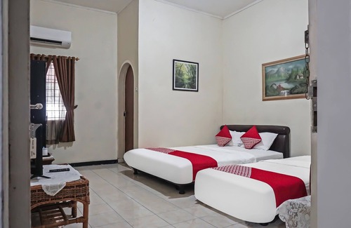 Bogor Tengah Hotel | Hotel O Bogor Guest House