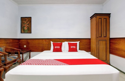 Banjarsari Hotel | Hotel O Gurita