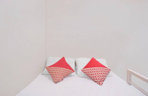 Kemang Hotel | Hotel O Helloroom Bangka