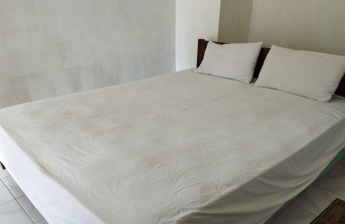 Mangsit Hotel | Hotel O Madame Guesthouse