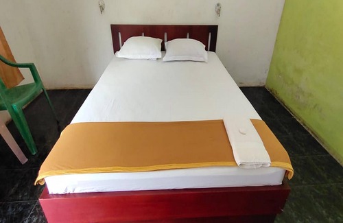 Sei Pinang Hotel | Hotel O Wisma Haji BunbunNearYani Heahlerr