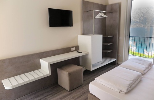 Malcesine Hotel | Hotel Oasi Beach