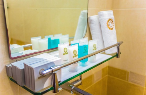 Male Hotel | Hotel Octave