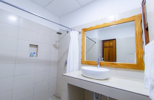Flores Hotel | Hotel Santana