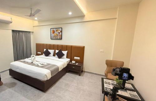 Kolhapur Hotel | Hotel The Golden Oaks, Kolhapur