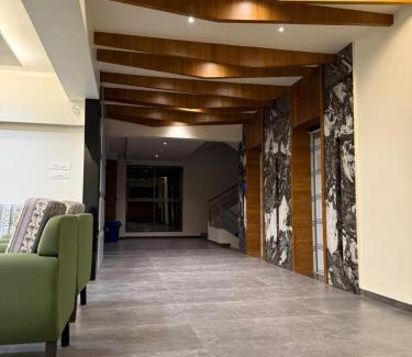 Kolhapur Hotel | Hotel The Golden Oaks, Kolhapur