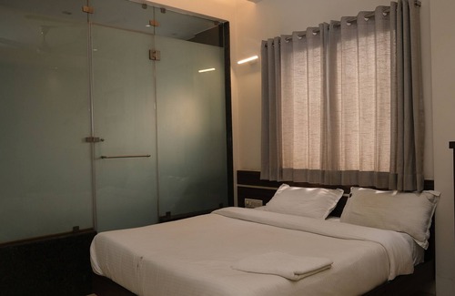Navi Mumbai Hotel | Hotel Vinayak Residency