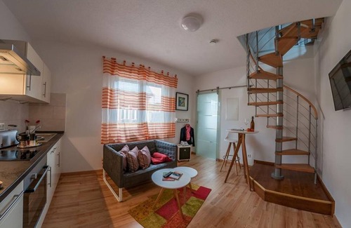 Waldfischbach-Burgalben House | Hotel Zum Schwan - apartment/apartment, shower, WC, 1 bedroom