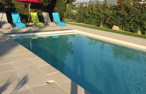 Rousson House | House and pool 6 to 8 people