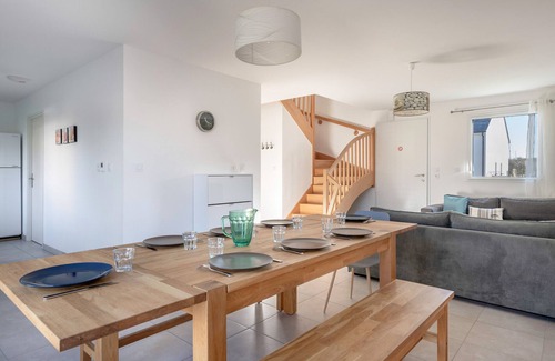 Piriac-sur-Mer Ski Chalet | House, for 8, fully equipped in Piriac-Sur-Mer