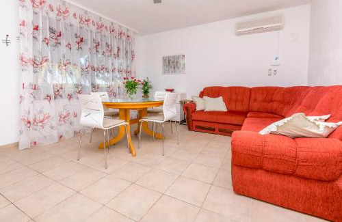 Podglavica House | House Igor