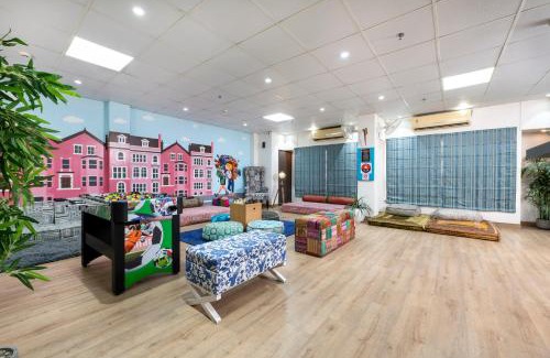 Pink City Apartment | House of Backpackers