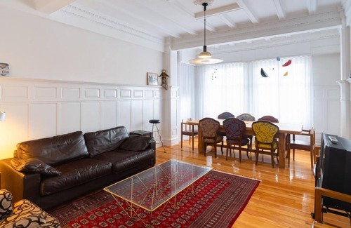 Leon City Centre Apartment | Housingleon Gaudí Suites