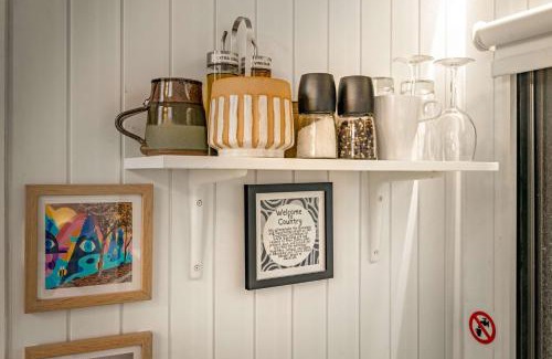 Monomeith House | Hunters Inn by Tiny Away