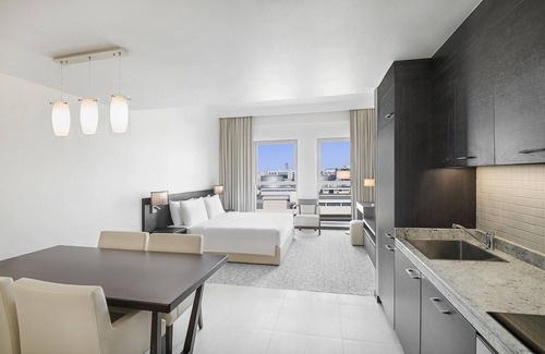 Dubai Hotel | Hyatt Place Dubai Jumeirah Residences