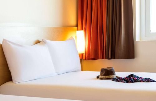 Juarez Municipality Hotel | ibis Juarez Consulado