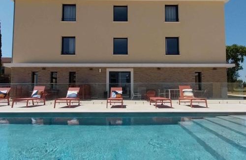 Cabries Hotel | ibis Styles Cabriès Aix-en-Provence TGV