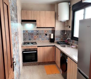 Branes Apartment | Ideal Emplacement Tanger 3 chambres,wifi,Netflix,Clim,Stade de Foot