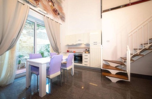 Lecce House | Il Cortile delle Esperidi