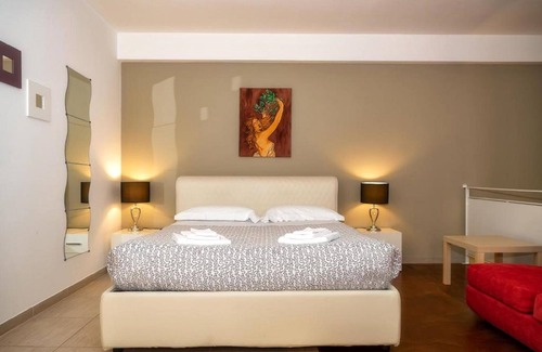 Lecce House | Il Cortile delle Esperidi