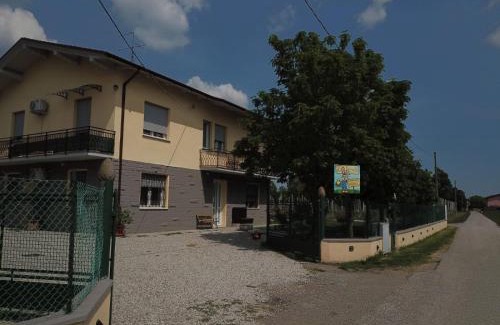 Malalbergo House | Il Leprotto - Room & Breakfast
