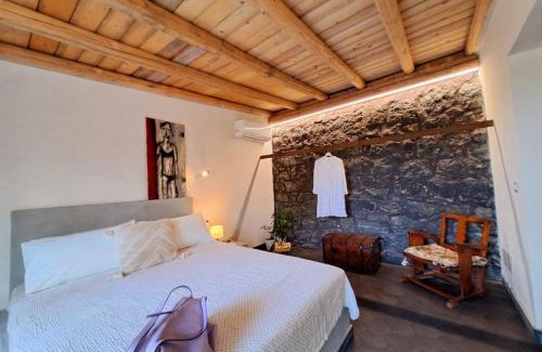 Aci San Filippo Apartment | Ilice tiny house