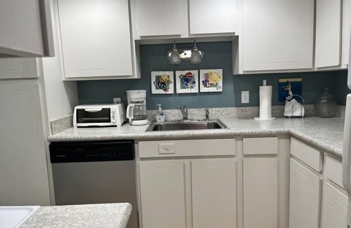 Jacksonville Beach Condo | Immaculate one bedroom condo ground floor in S Jax Bch