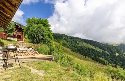 Hauteluce House | In the heart of the Beaufortain, a veritable "little Savoyard tyrol". 3km from Les Saisies Olympic resort