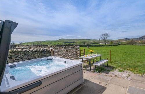 Settle House | Ings Barn