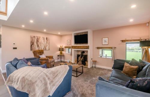 Settle House | Ings Barn