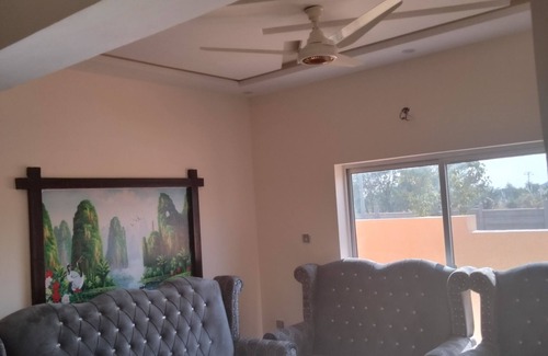 Mirpur House | Inviting 3-bed House in Jhelum