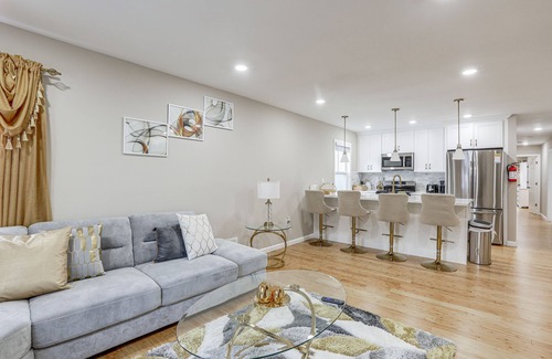 Irvington House | Irvington Vacation Rental ~ 20 Mi to Manhattan!