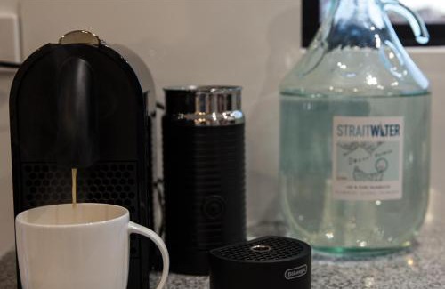 Whitemark Apartment | Island Quarters