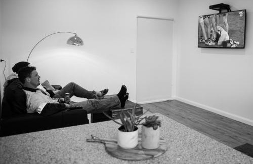 Whitemark Apartment | Island Quarters