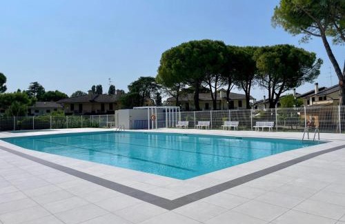 Porto Santa Margherita Villa | Spacious house with garden and pool