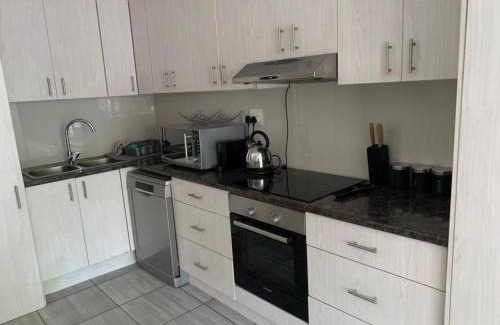 Hunter's Home Apartment | Jay's Snug