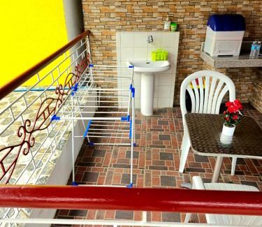 Madrid Apartment | Jenessa's Bedsite, 3 Pers, AC, 5G Wifi, Netflix