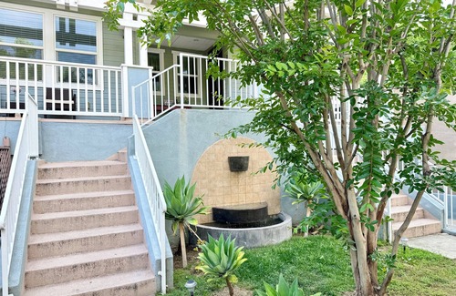 Mid Central House | Jie's choice 3b Cottage on Meridith