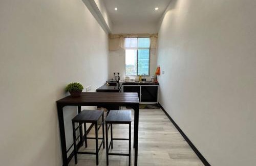 Tabuan Dayak Apartment | Jk KingCentreHotel A1 9pax 8 Beds 3BedR 3BathR