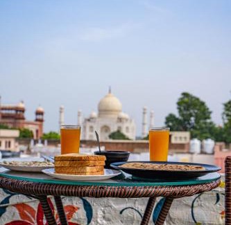 Taj Ganj Hostel | Joey's Hostel Agra - 200m from Taj Mahal