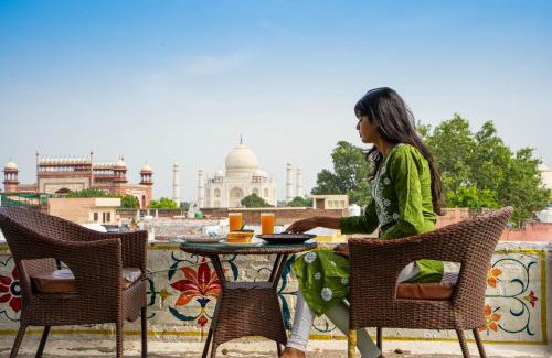 Taj Ganj Hostel | Joey's Hostel Agra - 200m from Taj Mahal