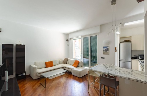 Quarto dei Mille Apartment | JOIVY Stylish Flat W/Terrace