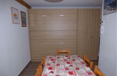 Le Grand-Bornand Apartment | Joli T2 pour 6 pers, balcon sud, face aux pistes, proche commerces, Le Grand-Bornand - FR-1-458-185