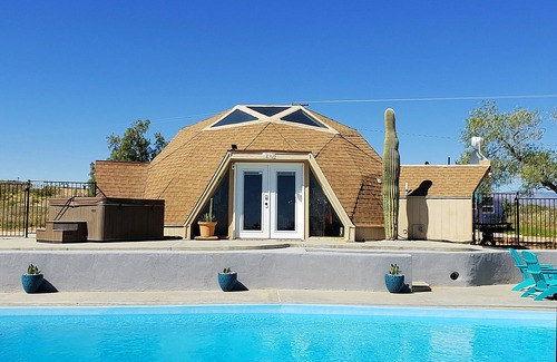 Landers House | Joshua Tree Dome & Guest House - Heated Pool, Hot Tub, Yoga Patio, EV Charger