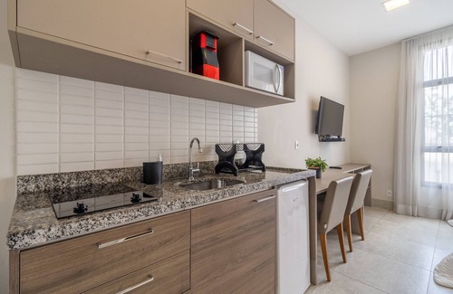 Central Zone Apartment | JP038 Jacques Pilon Residence Elite