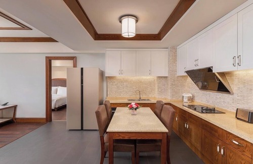 Kandawgyi Lake Area Apartment | Kantharyar Serviced Apartment