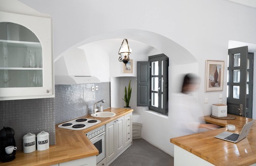 Pyrgos Apartment | Kastro Mansion