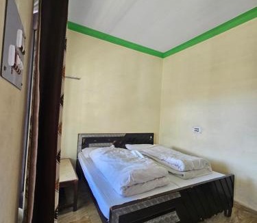 Karnaprayag Hotel | Khairaling Hotels, Kuling