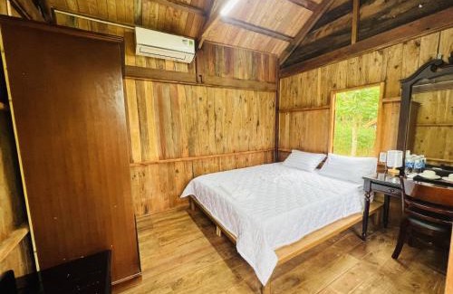 Chau Duc Cabin | Khu Nghỉ dưỡng Sinh thái Nhà Lụa Retreat